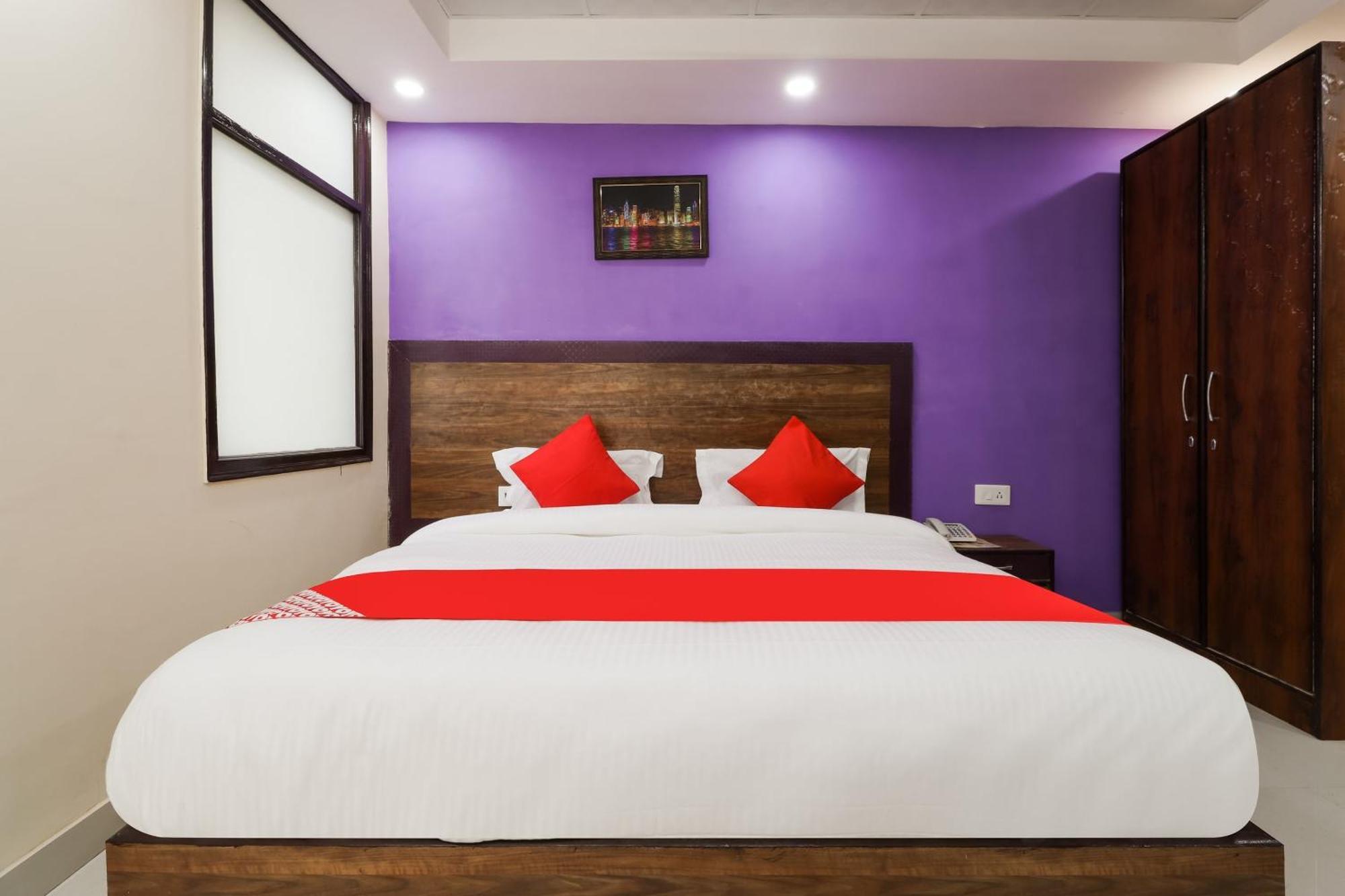 Hotel O Maharaja Gold Yeni Delhi Dış mekan fotoğraf